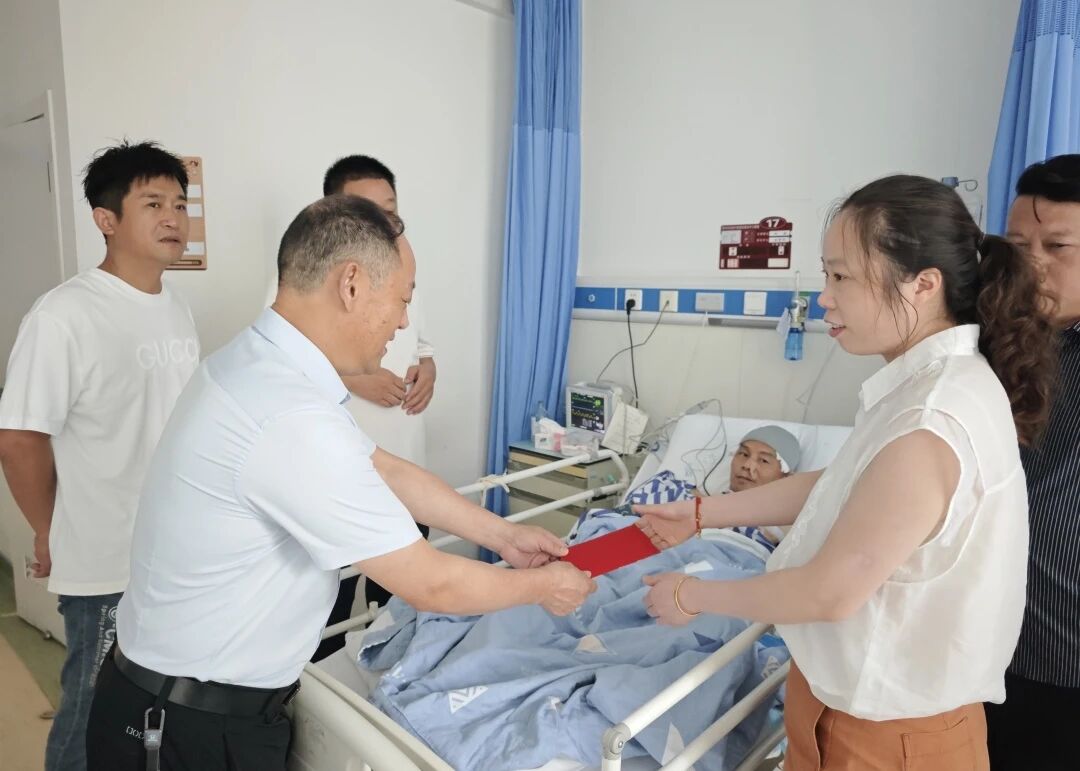 “娘家人” 送关怀！庐江县驻常州流动党委慰...